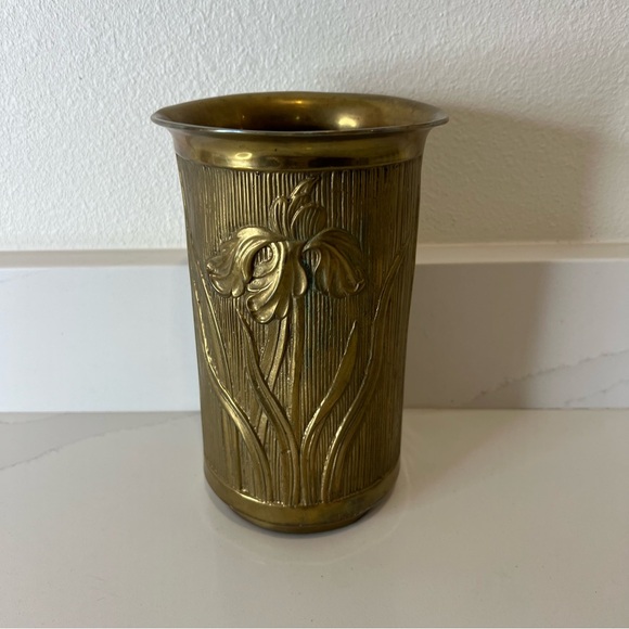 Vintage Brass Floral Embossed Cylinder Vase Gold Tone Decorative Home Accent - Picture 3 of 13